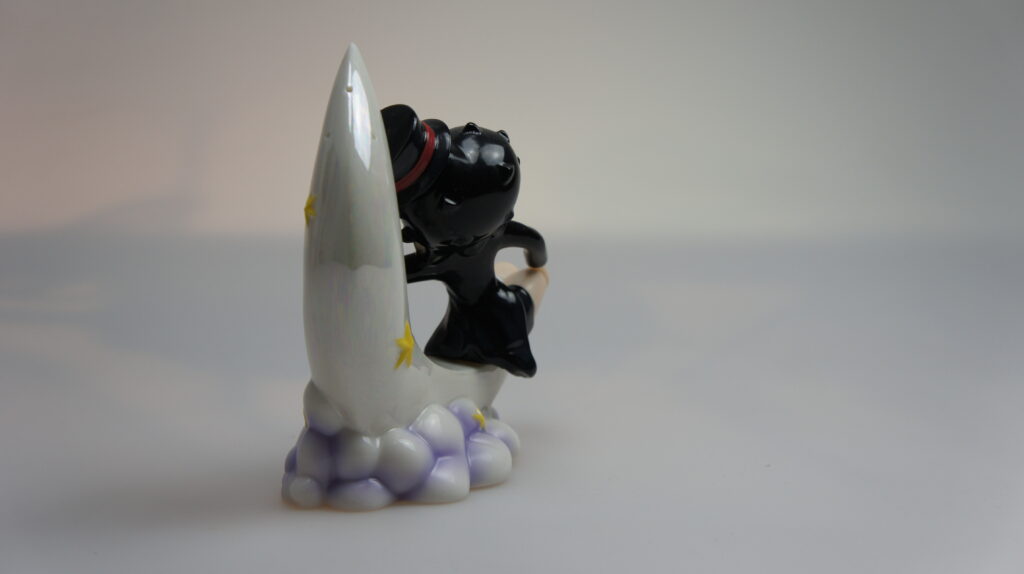 Iconische Betty Boop en "Moonstruck" peper- en zoutstel: een kunstwerk dat de tijdloze charme en glamour viert.