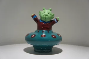 Peper- of zoutstrooier alien in vliegende schotel, 1994